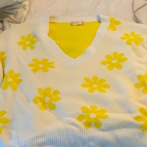 Altar’s state sweater